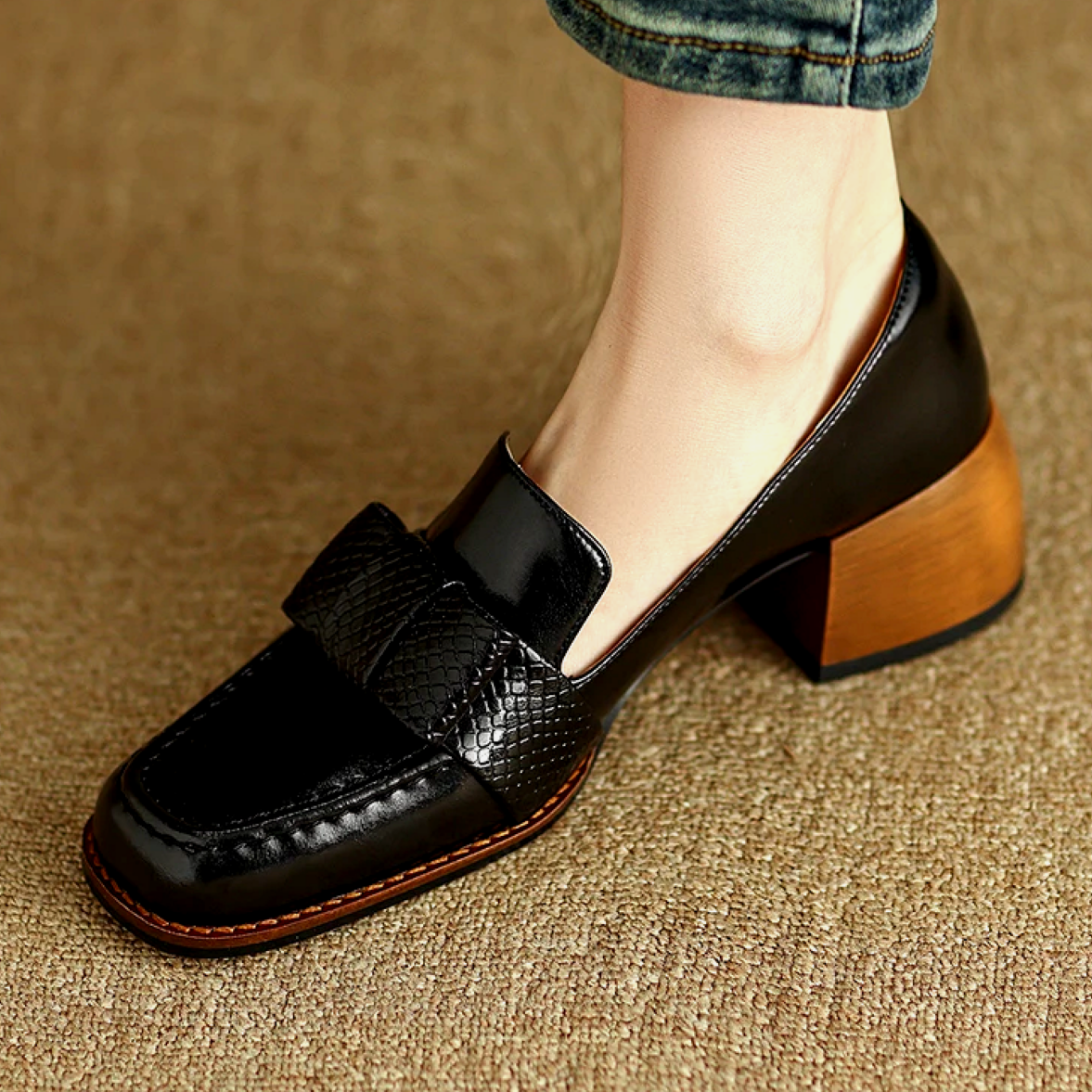Velora Knot Loafer
